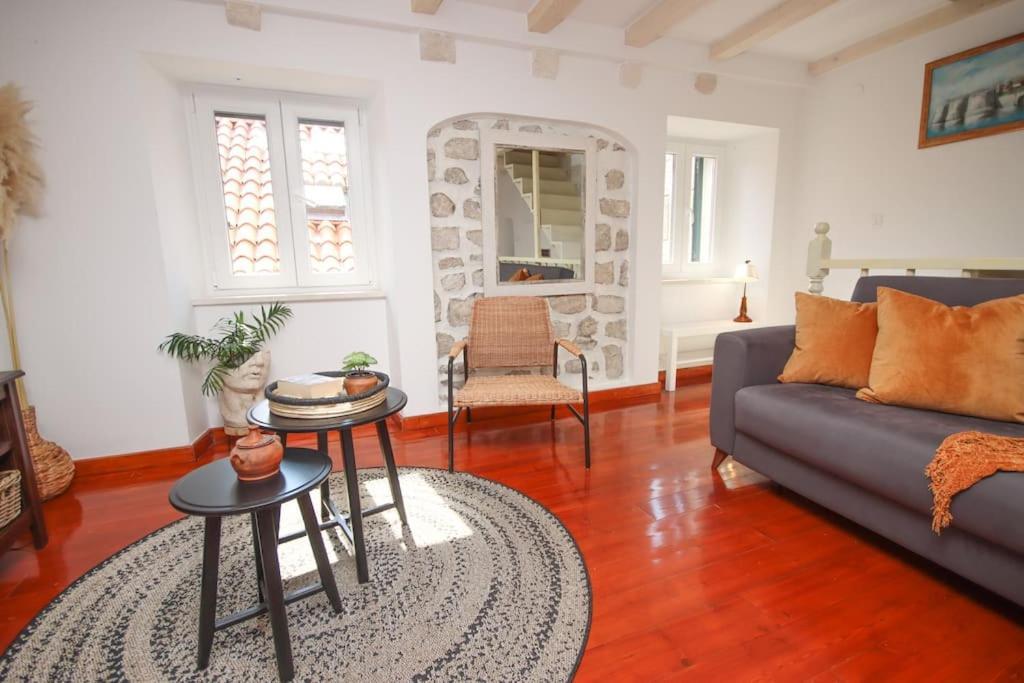 Bohemian Apartment City Center - 2 Bedroom ดูบรอฟนิก ภายนอก รูปภาพ