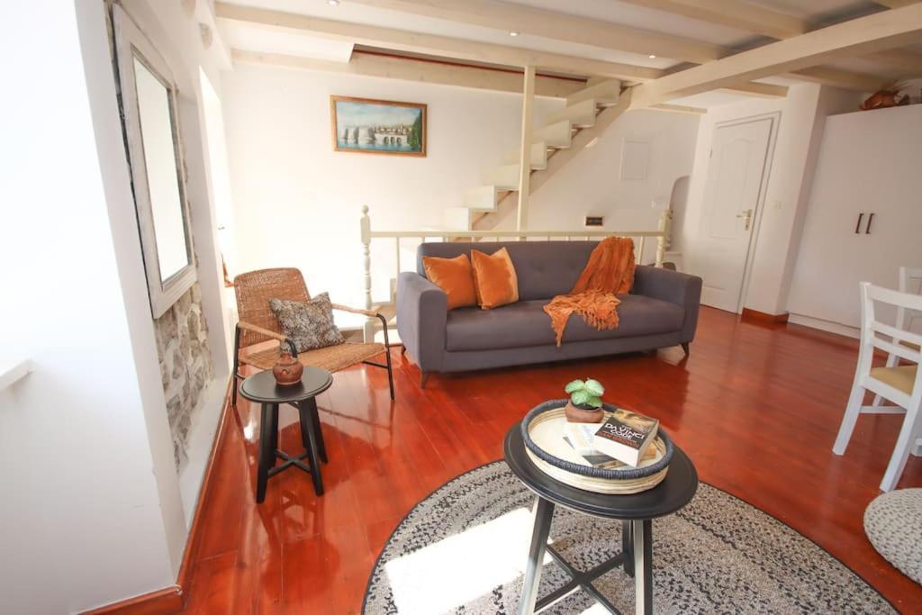 Bohemian Apartment City Center - 2 Bedroom ดูบรอฟนิก ภายนอก รูปภาพ